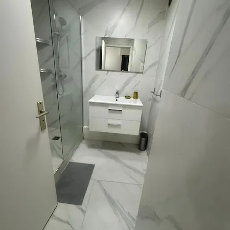 Appartement Champs Elysee Bagatelle - 4 Pers