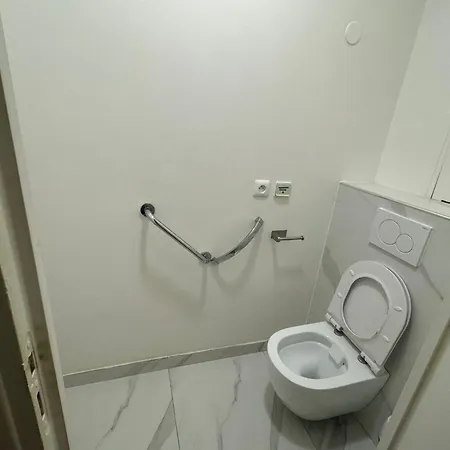 Champs Elysee Bagatelle - 4 Pers Apartment Neuilly-sur-Seine